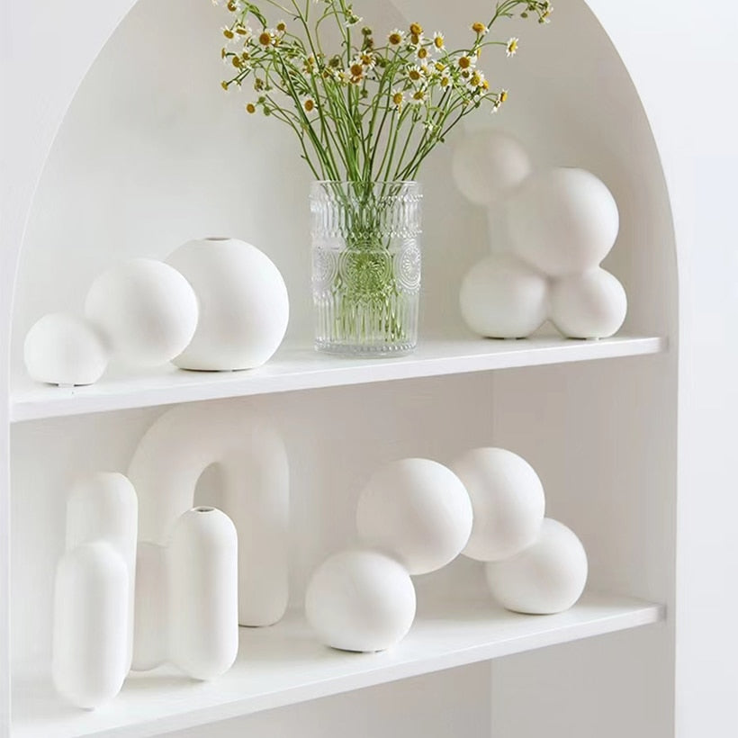 Bea Homes – Porcelain Vases