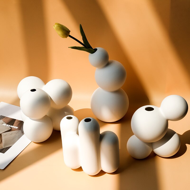 Bea Homes – Porcelain Vases
