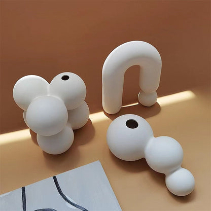 Bea Homes – Porcelain Vases
