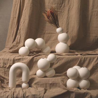 Bea Homes – Porcelain Vases