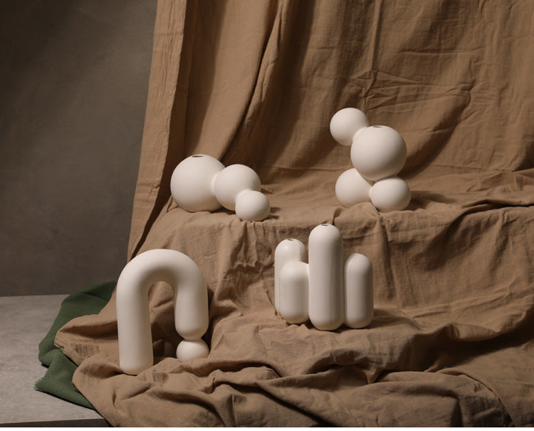 Bea Homes – Porcelain Vases