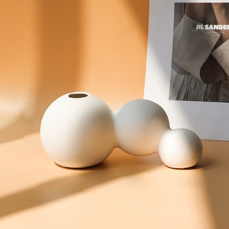 Bea Homes – Porcelain Vases