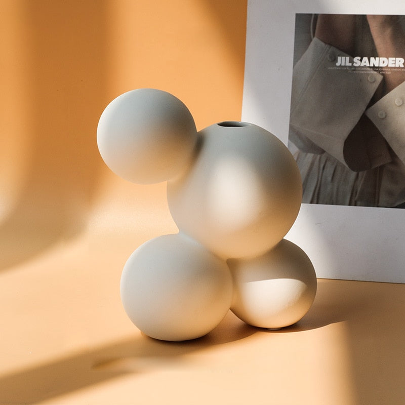 Bea Homes – Porcelain Vases