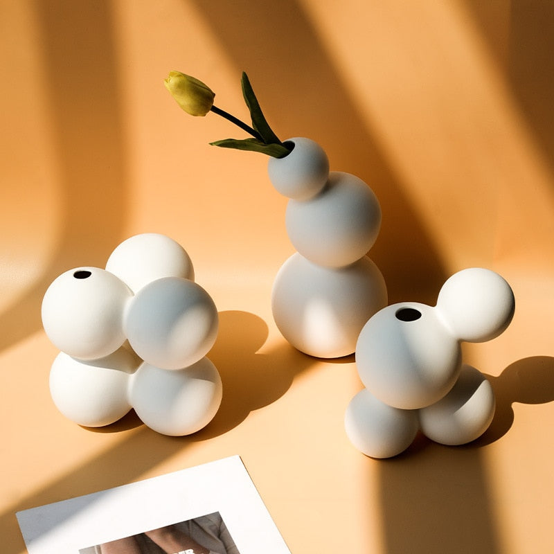 Bea Homes – Porcelain Vases