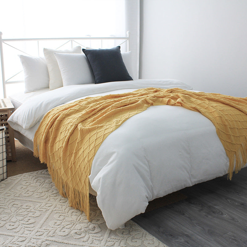 Bea Homes – Chevron Throw Blanket