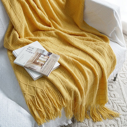 Bea Homes – Chevron Throw Blanket