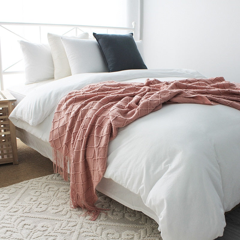 Bea Homes – Chevron Throw Blanket