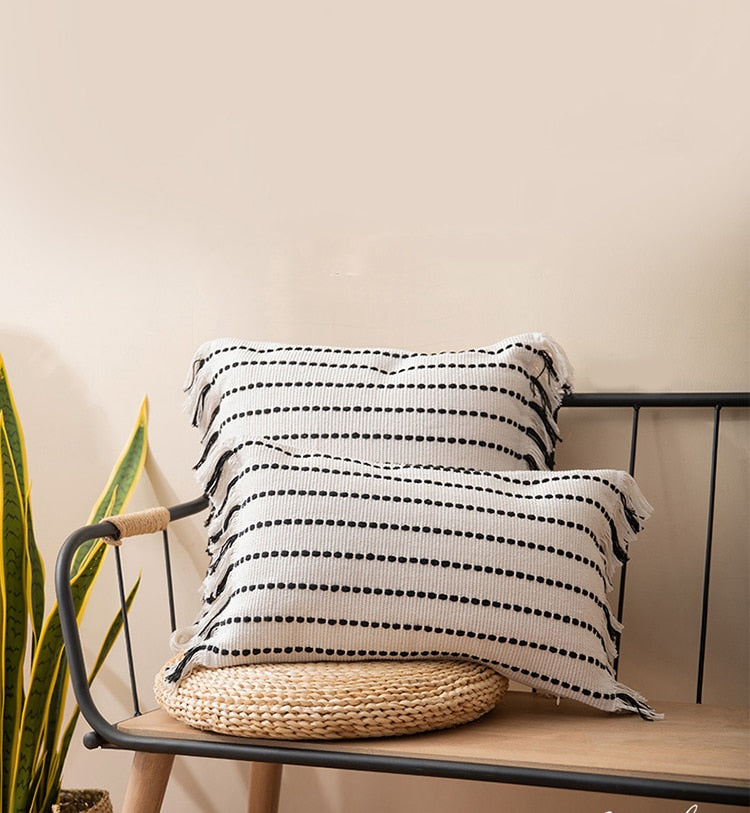 Bea Homes – Contrast Stitch Pillow Cover