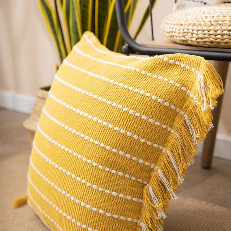 Bea Homes – Contrast Stitch Pillow Cover