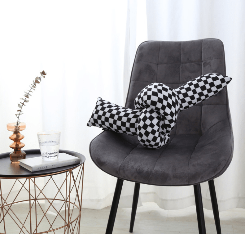 Bea Homes – Checked Oversized Pillow - Bea Homes