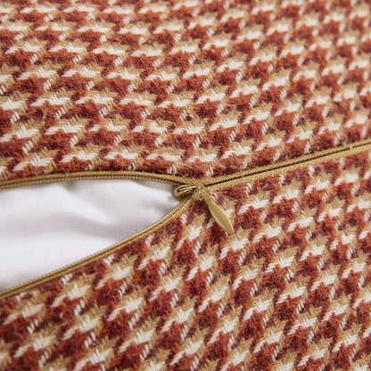 Bea Homes - Classic Houndstooth Pillow Cover for a Timeless Touch - Bea Homes