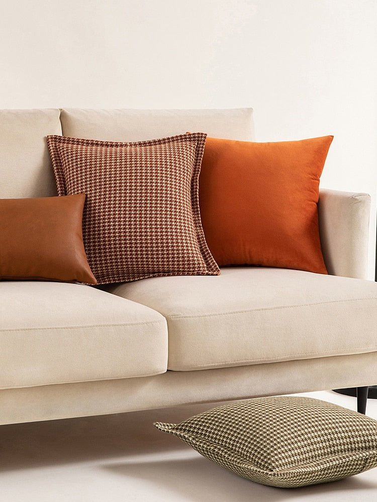 Bea Homes - Classic Houndstooth Pillow Cover for a Timeless Touch - Bea Homes