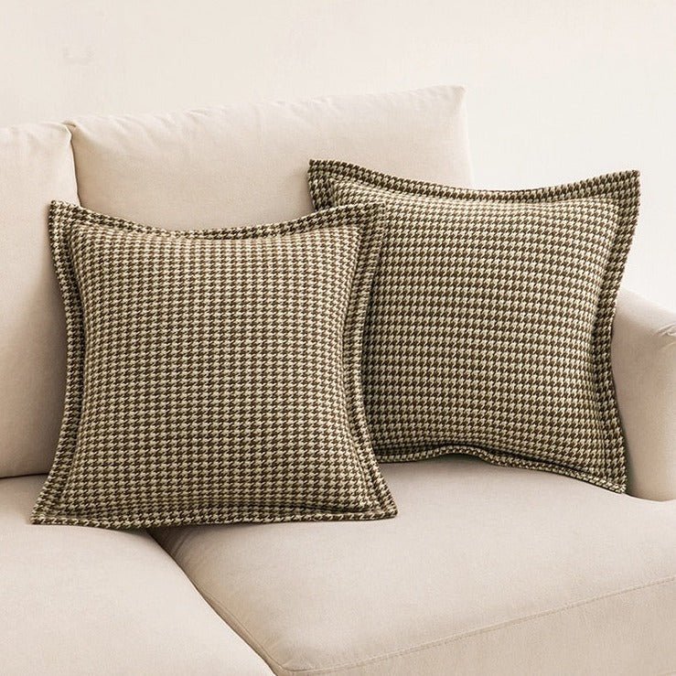 Bea Homes - Classic Houndstooth Pillow Cover for Timeless Elegance - Bea Homes