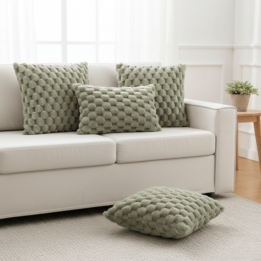 Bea Homes – Luxurious Velvet Cushion Cover in Soft Pastels for a Cozy Retreat - Bea Homes