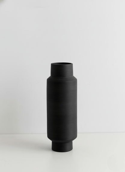 Bea Homes - Minimalist Nordic Ceramic Vase Home Décor for a Chic Aesthetic - Bea Homes