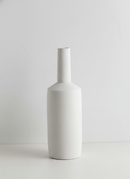 Bea Homes - Minimalist Nordic Ceramic Vase Home Décor for a Chic Aesthetic - Bea Homes