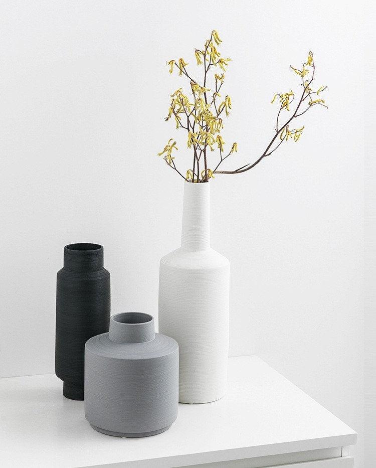 Bea Homes - Minimalist Nordic Ceramic Vase Home Décor for a Chic Aesthetic - Bea Homes
