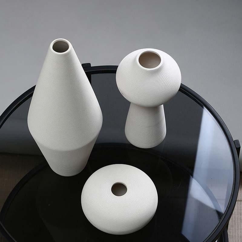 Bea Homes - Nordic Ceramic Vase for a Stylish and Elegant Interior - Bea Homes