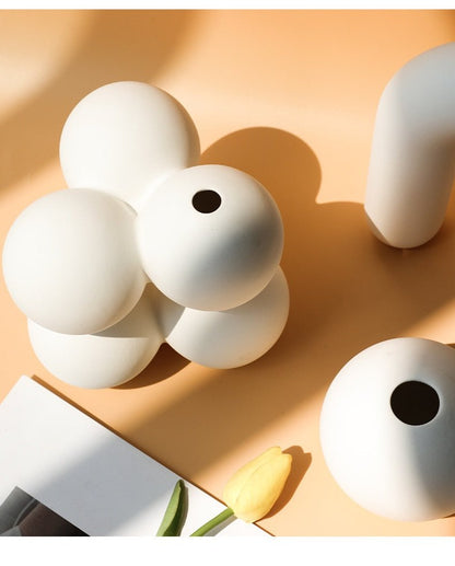 Bea Homes – Porcelain Vases - Bea Homes