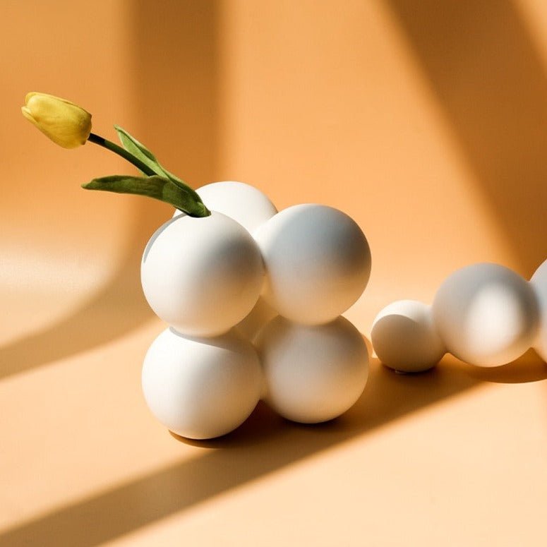 Bea Homes – Porcelain Vases - Bea Homes