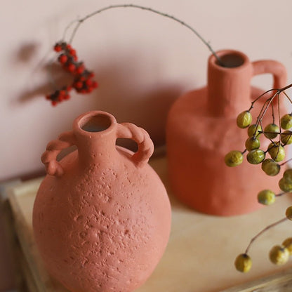 Bea Homes – Textured Ceramic Vase - Bea Homes