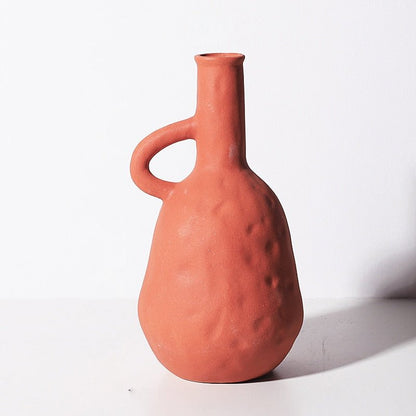 Bea Homes – Textured Ceramic Vase - Bea Homes