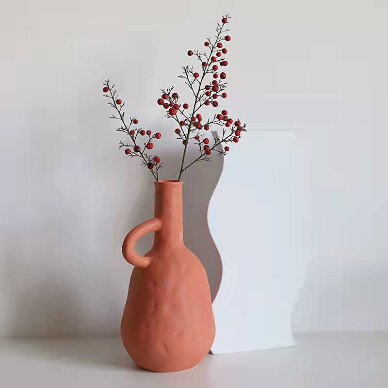 Bea Homes – Textured Ceramic Vase - Bea Homes