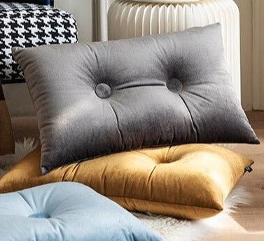 Bea Homes – Velvet Square Cushion - Bea Homes