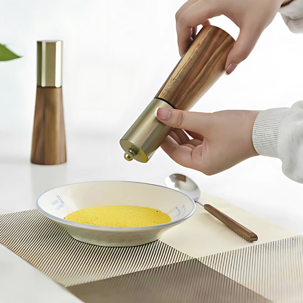 Bea Homes – Wooden Spice Grinder for a Rustic Touch - Bea Homes